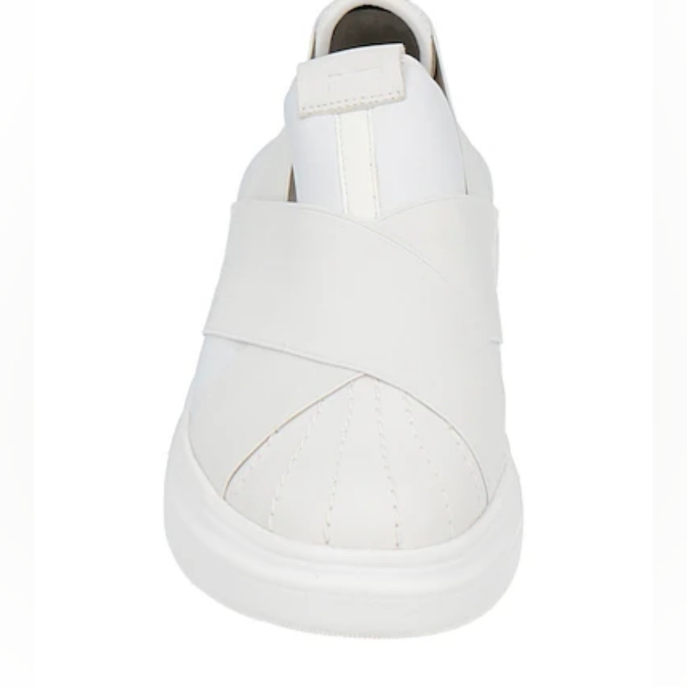 Fessura Women’s White Slip-On Sneakers. EU.36      B-33